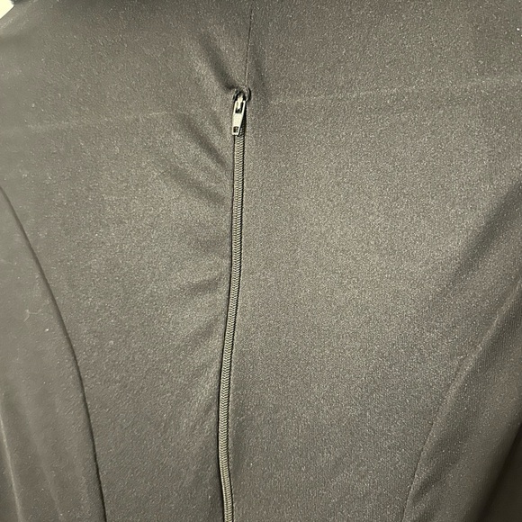 Vampiress Gothic Halloween Costume Dress - One Size Fits Most - Picture 3 of 5